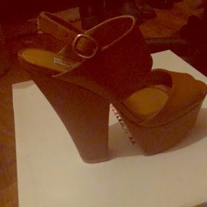 Steve Madden platform wedges